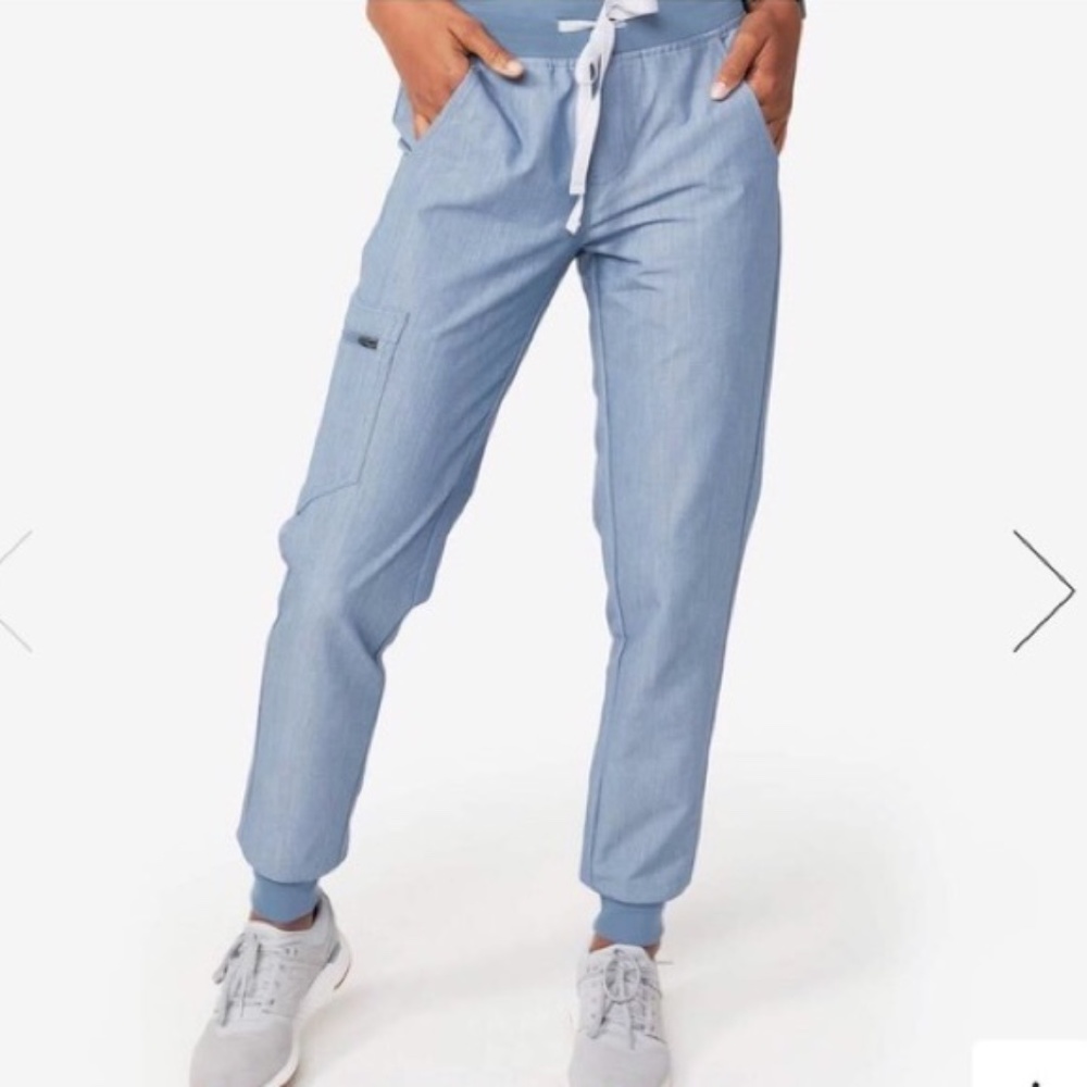 FIGS Scrub Jogger Pant (Zamora) in Heather Indigo